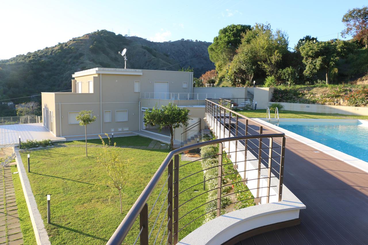 Sike Holiday Home Taormina Kültér fotó