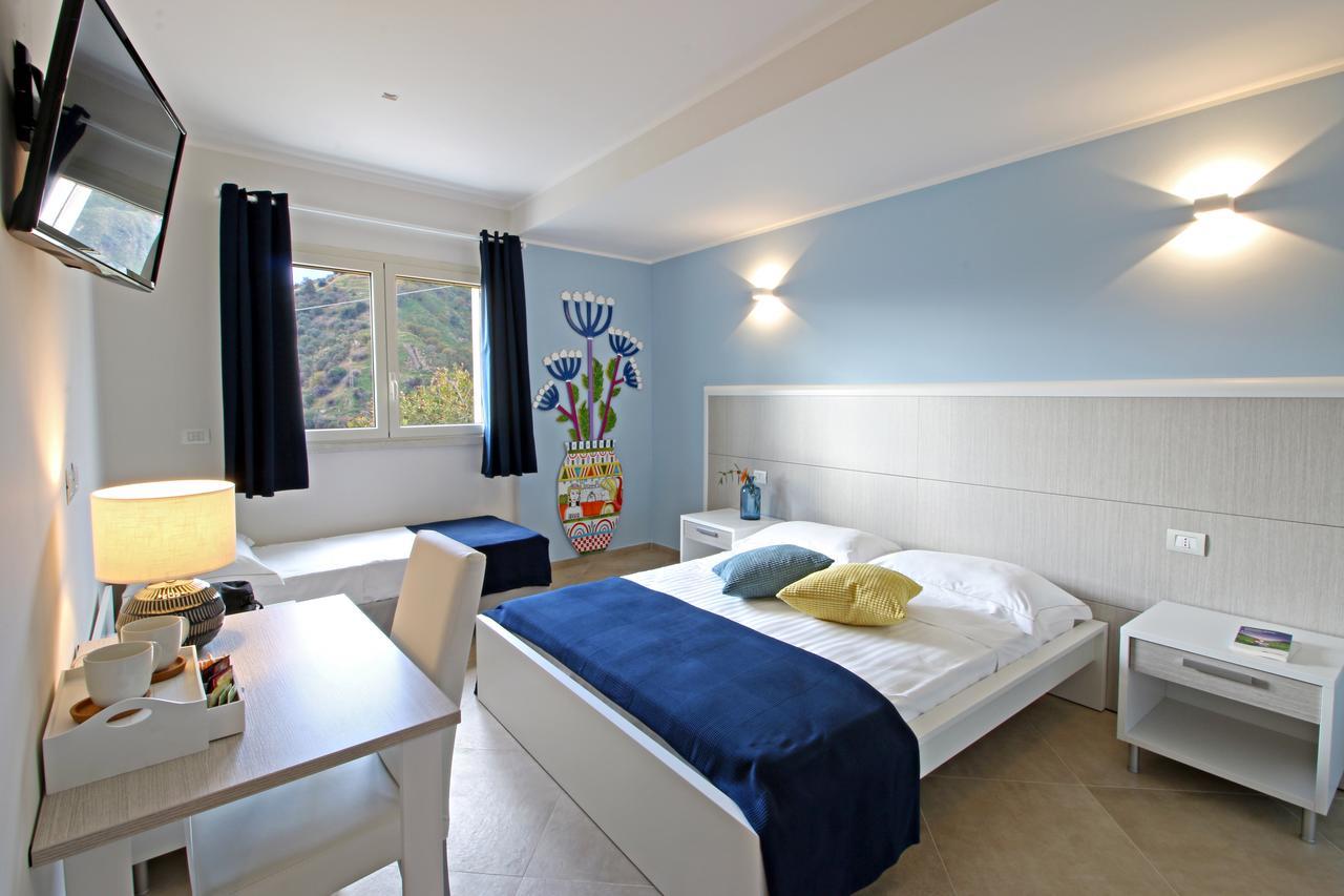 Sike Holiday Home Taormina Kültér fotó
