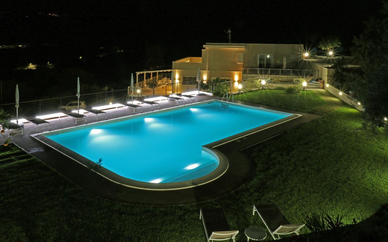 Sike Holiday Home Taormina Kültér fotó